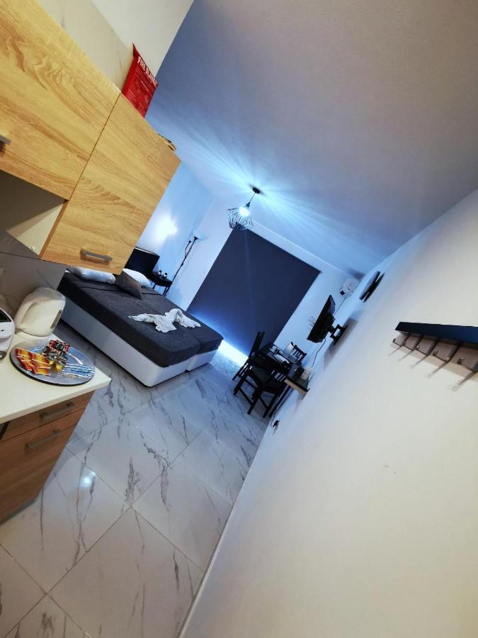 أيا نابا Eleana Apartments المظهر الخارجي الصورة