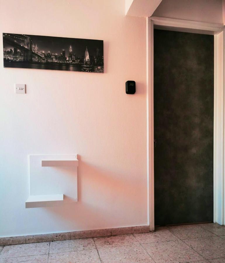 أيا نابا Eleana Apartments المظهر الخارجي الصورة